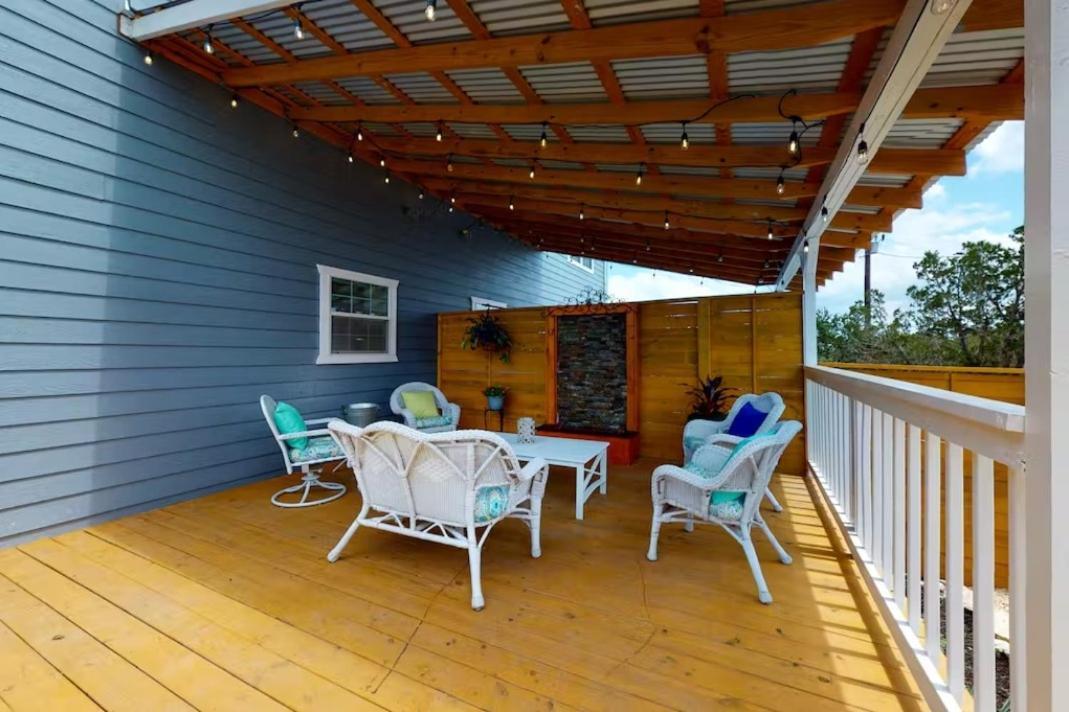 Blue Oasis In The Hill Country Hotel Kerrville Exterior foto